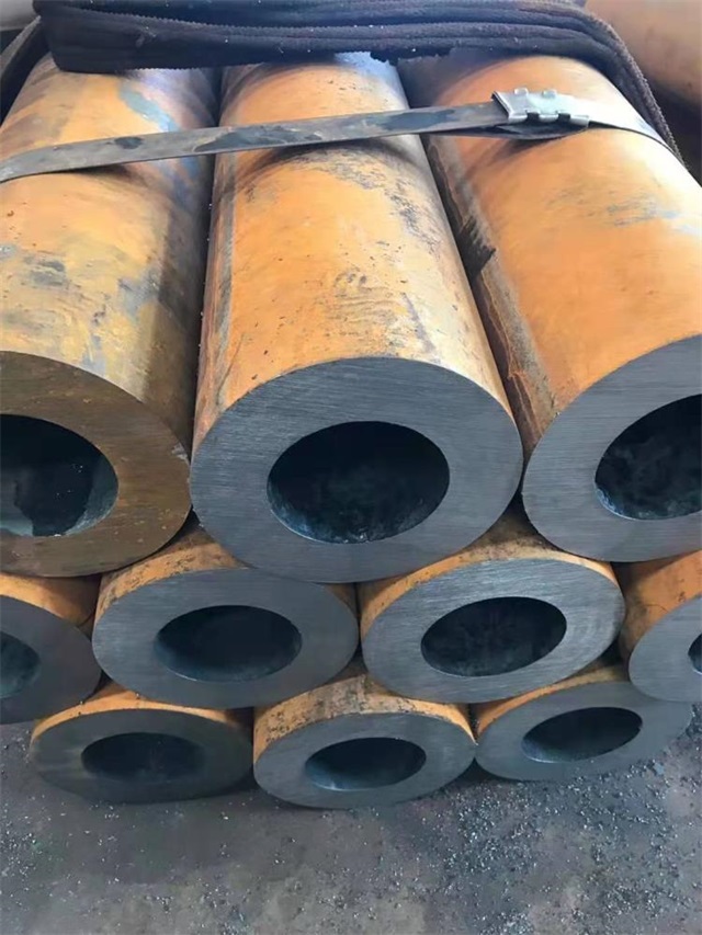 阿坝20号厚壁无缝钢管