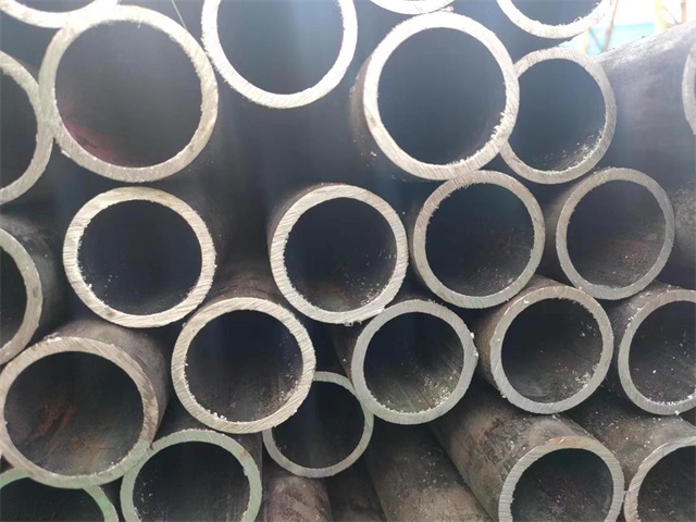 阿坝10#结构用无缝钢管