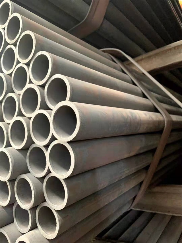 阿坝35#结构无缝钢管