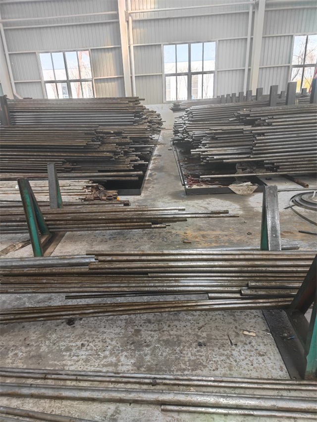 阿坝小口径精密无缝钢管厂